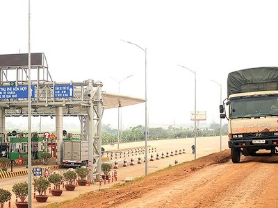 Trạm thu phí Dự án BOT đường Hồ Chí Minh, đoạn từ Quốc lộ 2 đến Hương Nộn.