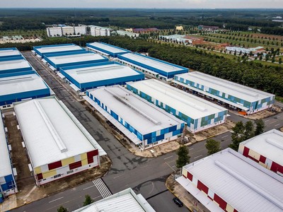 Trên thực tế, những khu công nghiệp có nhà ở cho công nhân đều ít chịu biến động về nguồn lao động. Ảnh: Thành Nguyễn