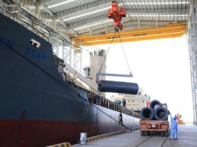 Xuất khẩu thép xây dựng của Hòa Phát tăng 90%