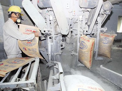 Giá vật liệu xây dựng tăng mạnh sẽ tạo thêm áp lực lạm phát trong năm tới. Ảnh: Đ.T