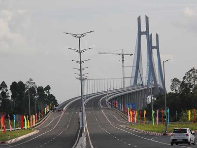 Cầu Vàm Cống nối thông tỉnh Đồng Tháp và TP. Cần Thơ