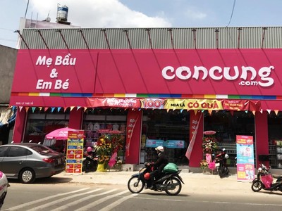 Ban lãnh đạo Con Cưng đặt kế hoạch vận hành 1.000 cửa hàng đến cuối năm nay (Ảnh: Lê Toàn).