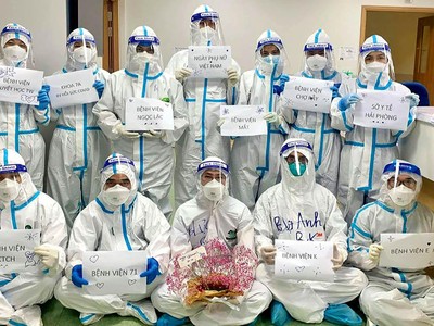 Những chiến binh quả cảm trong cuộc chiến với Covid-19