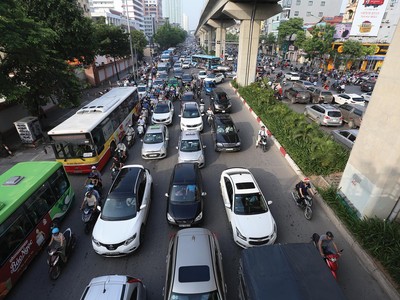 Việc gia hạn thời gian nộp phí bảo hiểm không có nhiều ý nghĩa đối với chủ xe cơ giới. Ảnh: Dũng Minh
