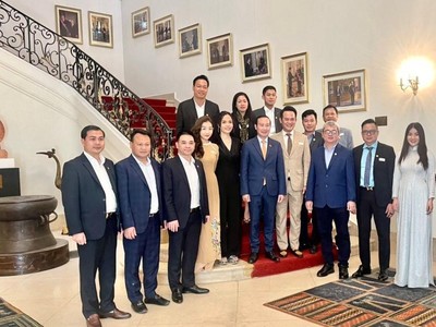 Hội Doanh nhân trẻ Việt Nam tham dự Diễn đàn tìm hiểu cơ hội Xúc tiến Thương mại và Đầu tư Bỉ - Việt