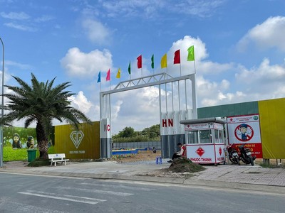 Dự án nhà ở xã hội tại phường Long Trường, TP. Thủ Đức của Công ty Điền Phúc Thành là dự án nhà ở xã hội hiếm hoi tại TP.HCM được xây trên quỹ đất 20% của dự án nhà ở thương mại. Ảnh: Trọng Tín 