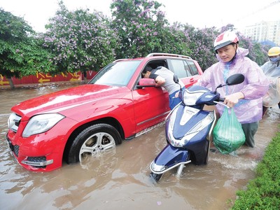 Tình trạng gian lận bảo hiểm gia tăng cũng khiến tỷ lệ bồi thường tăng cao. Ảnh: Dũng Minh