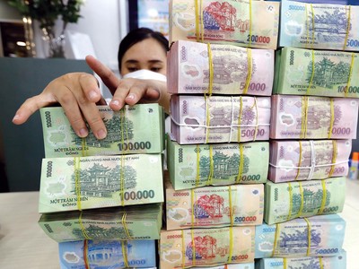 Thị trường trái phiếu doanh nghiệp: "Bức tranh chung là gam màu xám, nhưng chậm lại là để chắc"