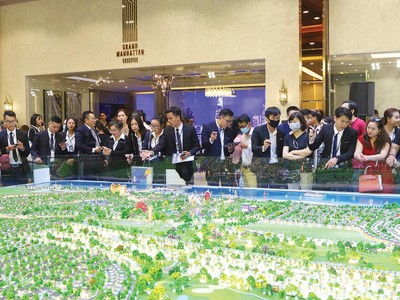 Nhiều dự án mở bán sau khi có thông tin nới room tín dụng. Ảnh: Lê Toàn