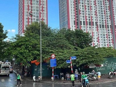 Chung cư Hà Nội Paragon chậm bàn giao: Người mua nhà “khóc ròng”