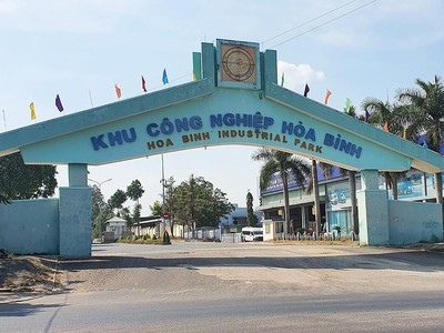 Theo cơ quan thanh tra, tại KCN Hòa Bình (Kon Tum) có nhiều tổ chức sử dụng đất không có giấy chứng nhận đầu tư để thực hiện dự án.