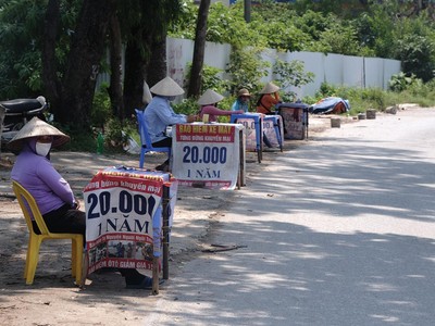 Theo quy định hiện hành, mức phí bảo hiểm bắt buộc xe máy dao động từ 55.000-66.000 đồng/năm/xe. 