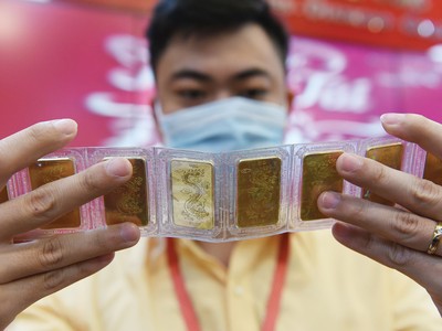 Tại Việt Nam, vàng chưa phải là kênh đầu tư hấp dẫn nhất. Ảnh: Dũng Minh 