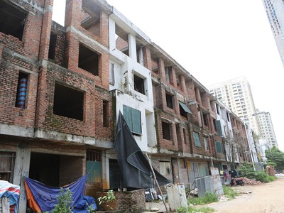 Thị trường bất động sản xuống đáy là lúc đi săn “hàng ngộp. Ảnh: Dũng Minh 