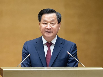 Phó thủ tướng Lê Minh Khái trình bày báo cáo - (Ảnh: Duy Linh).