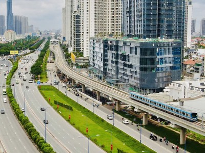 TP Hồ Chí Minh đang đổi thay từng ngày nhờ các dự án giao thông trọng điểm.