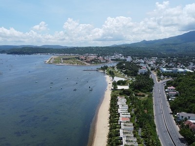 Thị xã Sông Cầu được định hướng thu hút đầu tư các dự án du lịch, dịch vụ ven biển.