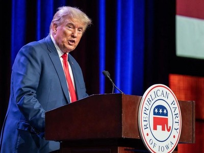 Cựu Tổng thống Mỹ Donald Trump phát biểu tại Des Moines, Iowa, ngày 28/7/2023. (Ảnh: AFP/TTXVN)