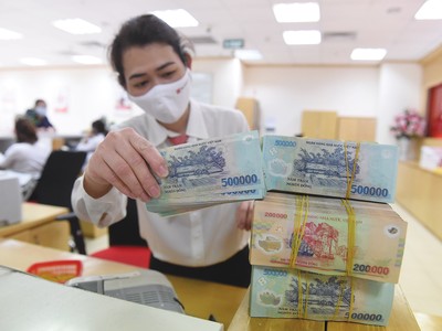 Trong bối cảnh cầu tín dụng yếu, lợi nhuận ngân hàng khó tăng mạnh