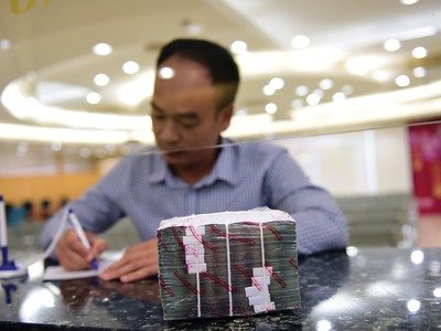 Dòng tiền bên ngoài vẫn tiếp tục chảy vào thị trường chứng khoán, góp phần hấp thụ tốt áp lực chốt lãi trong những ngày qua