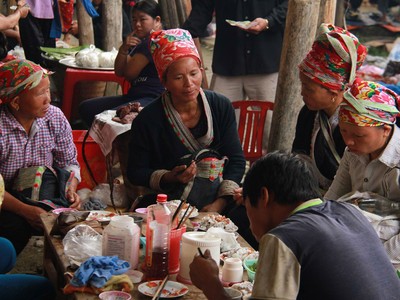 Kể chuyện vùng cao