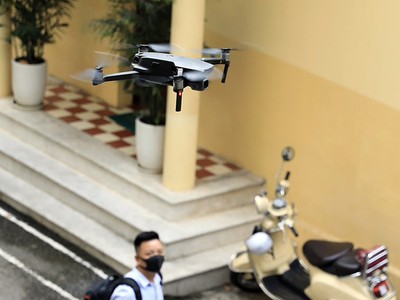 Tàu bay không người lái và các phương tiện bay siêu nhẹ được ứng dụng, sử dụng rộng rãi trên nhiều lĩnh vực đời sống xã hội.