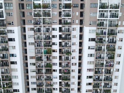 Giá căn hộ chung cư vẫn tăng đều, bất chấp mức độ quan tâm giảm. Ảnh: Dũng Minh 