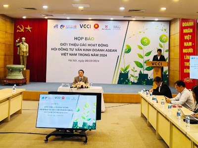 Họp báo giới thiệu hoạt động của ASEAN BAC Việt Nam trong năm 2024. Ảnh: Nhung Bùi.