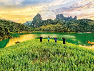 Vịnh Pá Khôm - một trong những điểm đến hấp dẫn tại Lai Châu. Ảnh: Sở Văn hóa, Thể thao và Du lịch Lai Châu cung cấp.