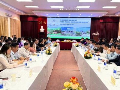 Hội nghị thu hút đông đảo doanh nghiệp lữ hành tham dự.