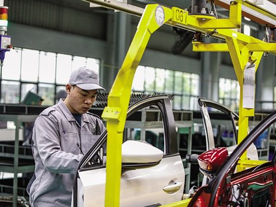 Khu vực kinh tế tư nhân đang ngày càng khẳng định vai trò quan trọng trong nền kinh tế. Ảnh: Đức Thanh