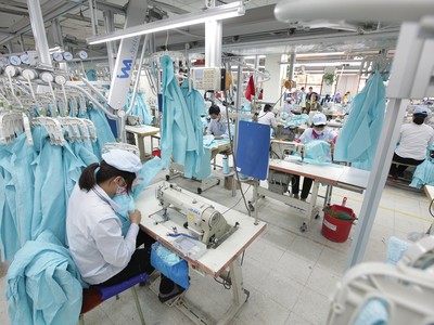 Tập đoàn Vinatex đang đẩy nhanh tốc độ sản xuất các đơn hàng đã ký trong quý II