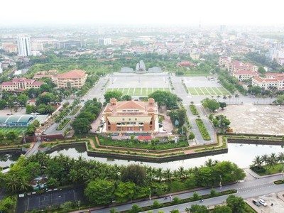 TP. Đồng Hới hiện nay được xác định là trung tâm hành chính của tỉnh Quảng Bình - Quảng Trị sau hợp nhất