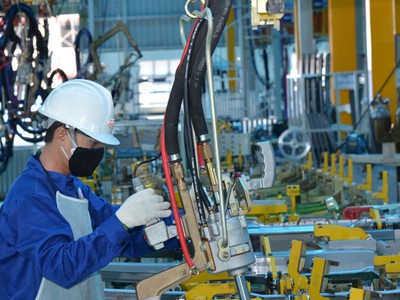 Nhập khẩu hàng hóa 4 tháng đầu năm 2025 sôi động, tăng 18,6% so với cùng kỳ.