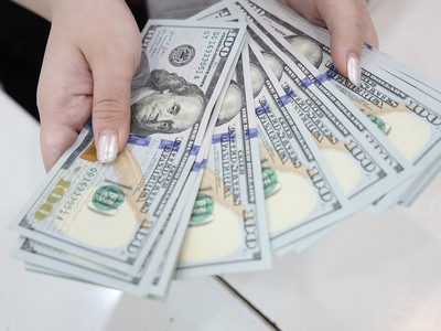Fed chưa giảm lãi suất vì muốn đảm bảo mục tiêu kép: ổn định thị trường lao động và giá cả