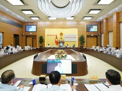Toàn cảnh phiên họp - Ảnh: TQ.