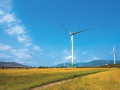 Tín dụng xanh đang tập trung chủ yếu vào các ngành năng lượng tái tạo, năng lượng sạch
