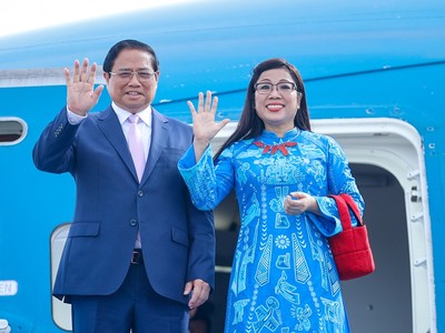 Thủ tướng Phạm Minh Chính và Phu nhân. Ảnh: VGP