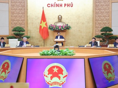 Thủ tướng Chính phủ Phạm Minh Chính chủ trì Phiên họp Chính phủ thường kỳ tháng 5/2025. Ảnh: Nhật Bắc