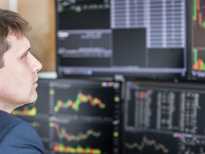 UBS dự báo, xu hướng tái phân bổ tài sản có thể đưa khoảng 1.200 tỷ Euro đổ vào thị trường chứng khoán châu Âu trong 5 năm tới