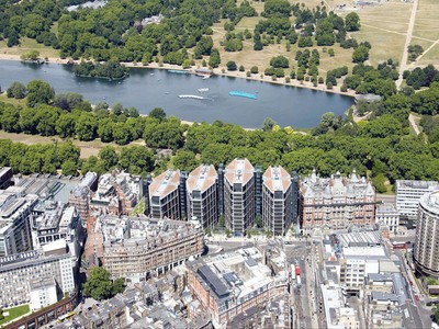 Dự án chung cư đắt đỏ nhất thế giới One Hyde Park sở hữu tầm nhìn trực diện ra công viên lớn nhất thủ đô London. Ảnh: rshp.com