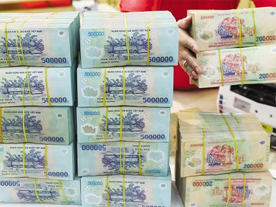 Thêm 262.000 tỷ đồng tiền gửi chảy vào ngân hàng trong một tháng