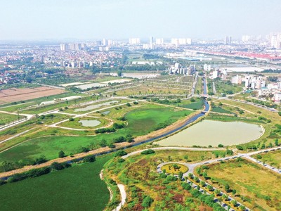 Bộ Tài chính đề xuất, tại thời điểm chuẩn bị dự án, giá trị quỹ đất dự kiến thanh toán phải tương đương hoặc chênh lệch cao hơn hoặc thấp hơn so với tổng mức đầu tư công trình dự án BT tối đa 10%. Ảnh: Lê Tiên