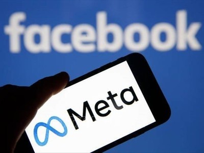 Biểu tượng Meta và Facebook trên màn hình điện thoại thông minh ở Paris, Pháp. Ảnh: Getty Images/TTXVN