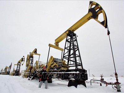 Cơ sở khai thác dầu ở Izhevsk, gần Ural (Nga). Ảnh minh họa: REUTERS/TTXVN
