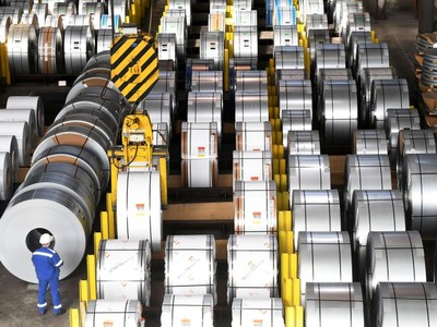 Nhập khẩu thép cán nóng khổ rộng tăng đột biến