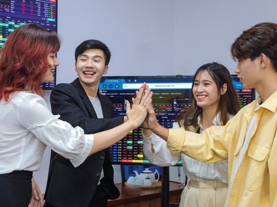 Thị trường chứng khoán Việt Nam thời gian qua phát triển mạnh mẽ về chất lượng và quy mô hàng hóa