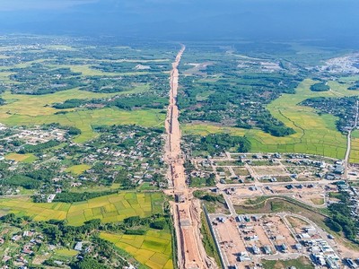 Các đơn vị đang đẩy nhanh tiến độ thực hiện Dự án cao tốc Quảng Ngãi - Hoài Nhơn.