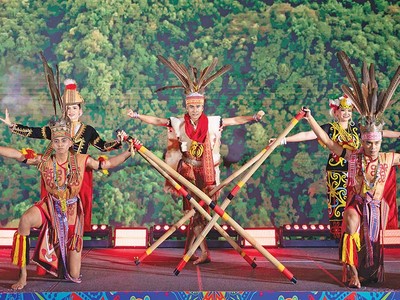 Trình diễn nghệ thuật truyền thống Malaysia tại Lễ hội Du lịch, Nghệ thuật, Văn hóa và Ẩm thực Malaysia 2025