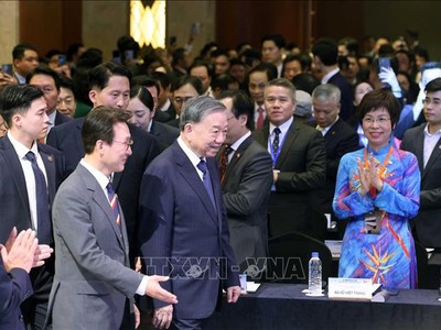 Tổng Bí thư Tô Lâm và Thủ tướng Hàn Quốc Kim Min Seok dự Diễn đàn Kinh tế Việt Nam - Hàn Quốc - Ảnh: TTXVN